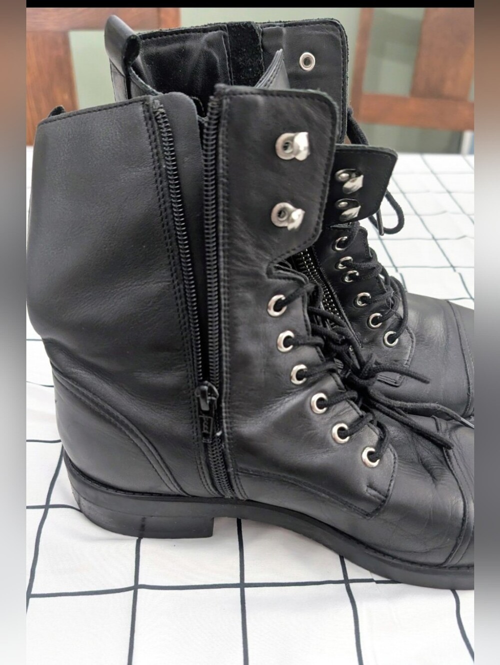 Marc Fisher ULINN Black Leather‎ Combat Boots Sz 9.5 Lace Up Zip Moto Grunge - Picture 5 of 7